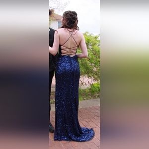 Tres Jolie Navy Sequined Formal dress. Size 00